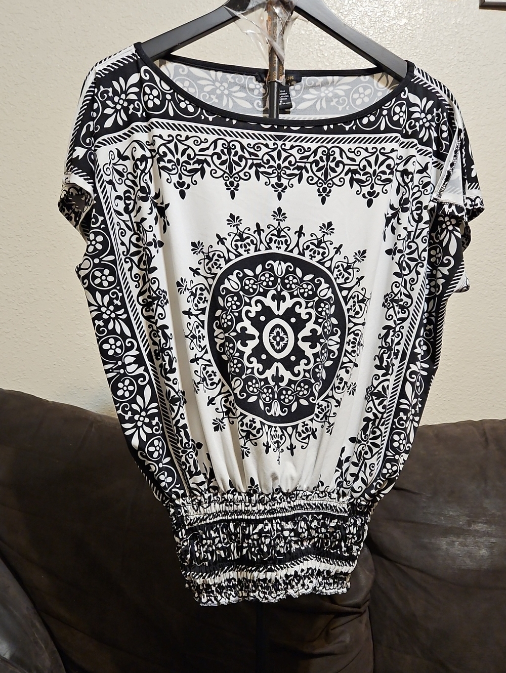 Robert Louis Black and White Medallion Print Tunic